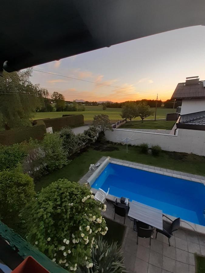 Reitbergs Nest Apartment Ойгендорф Екстериор снимка
